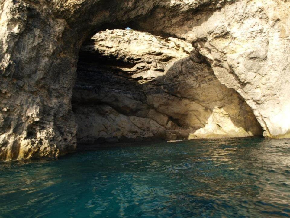 Village Kerċem